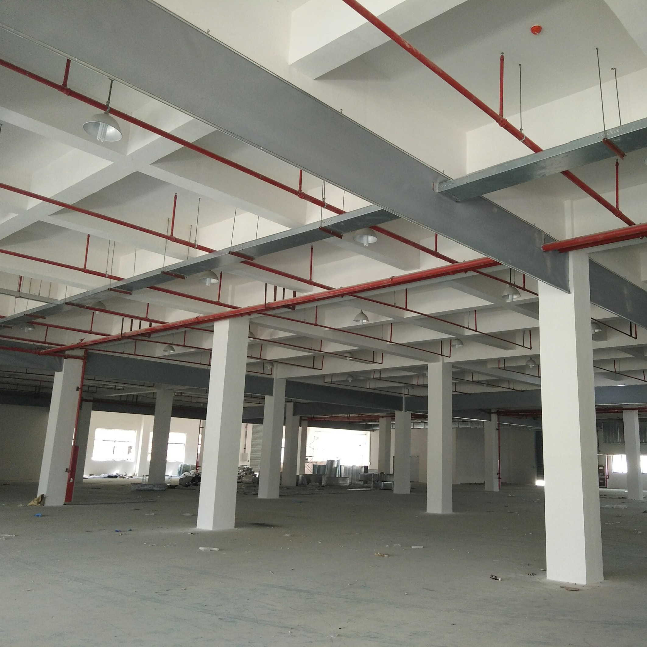 擋煙垂壁在商業(yè)建筑中的設(shè)計標(biāo)準(zhǔn)有何不同？